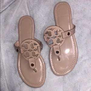TB sandals. N.o.n.A.u.t.h.e.n.t.i.c size 8